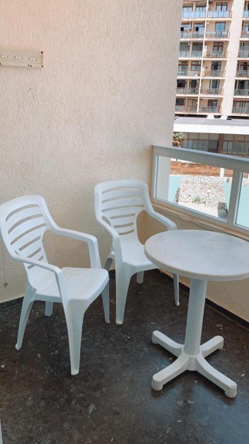 Acogedor estudio en primera línea de playa Benalmádena Exterior foto